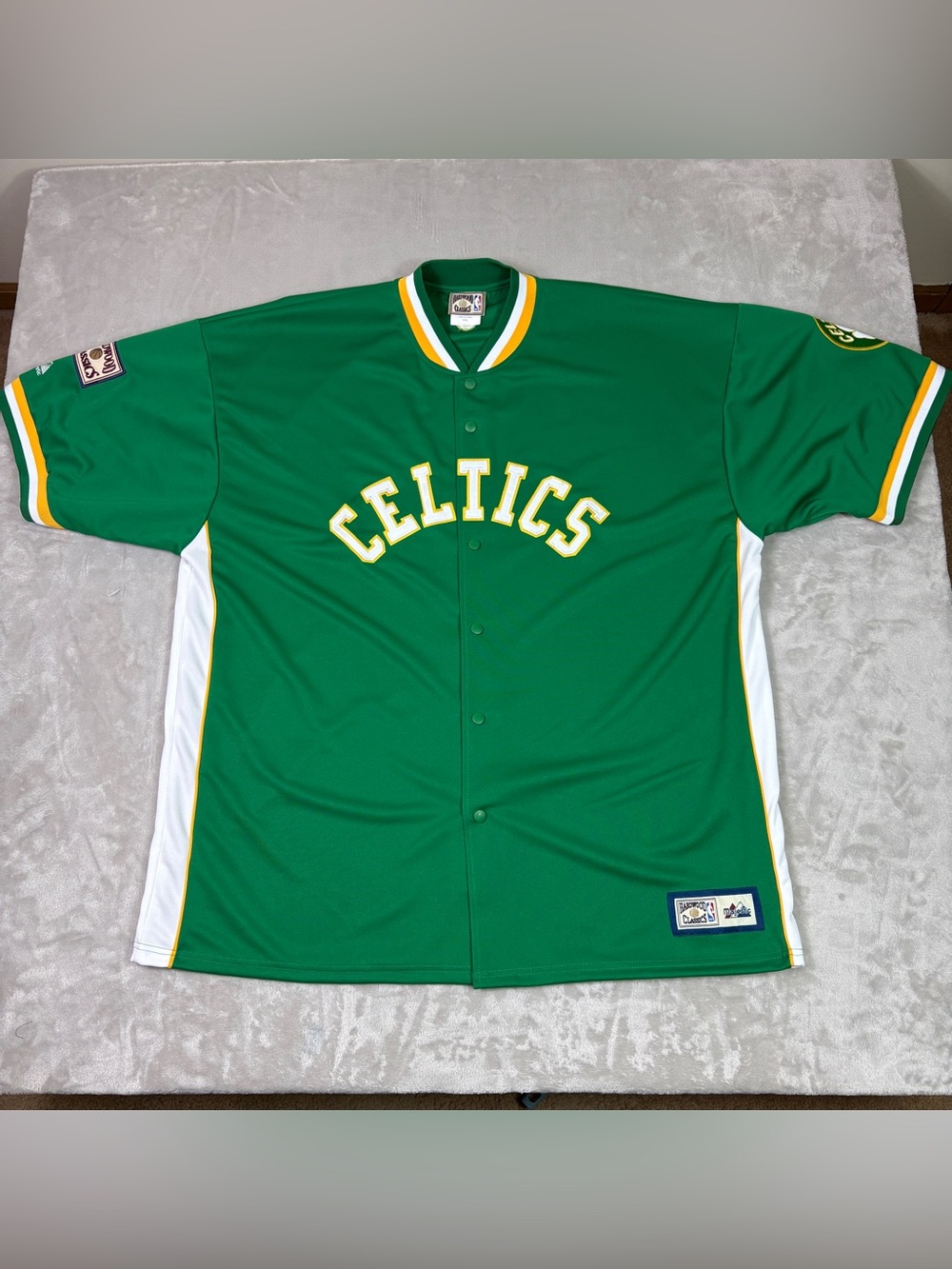 VTG Majestic Hardwood NBA Classics Boston Celtics Snap Front Warm Up Jersey XXL
